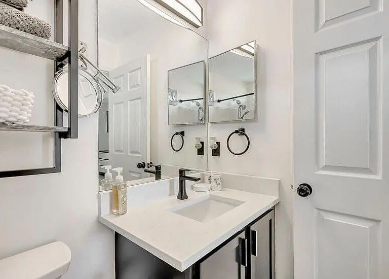 237 SW Twig Ave — Photo 24