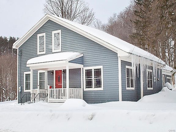 2nd image of 2682 Mill St