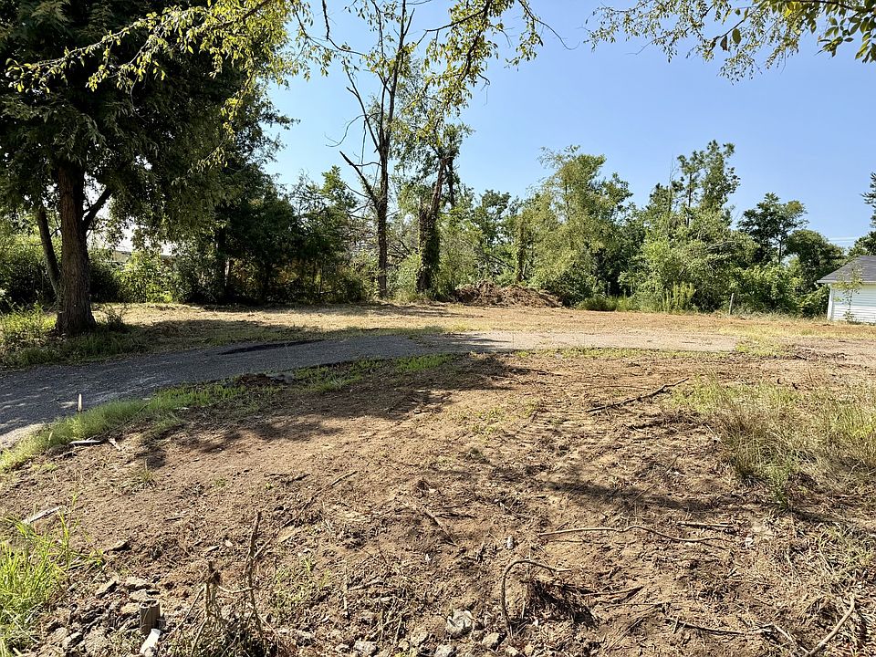 1st image of 456 Pharr Ave