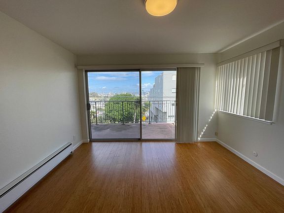 4th image of 111 Corwin St #1