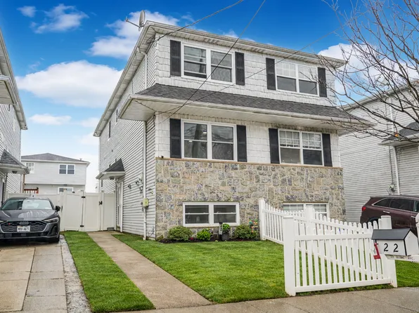 22 Globe Avenue image 1 of 26