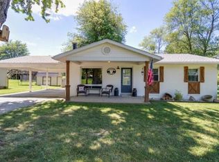 1305 S 2nd St, Boonville, IN 47601