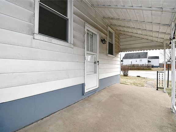 4th image of 2720 C St