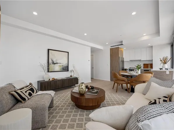 2286 Cropsey Avenue image 22 of 26