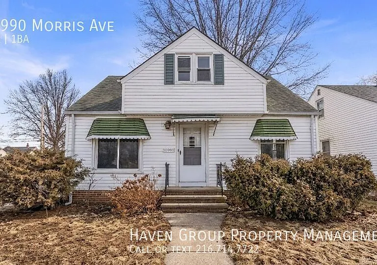 20990 Morris Ave — Photo 1