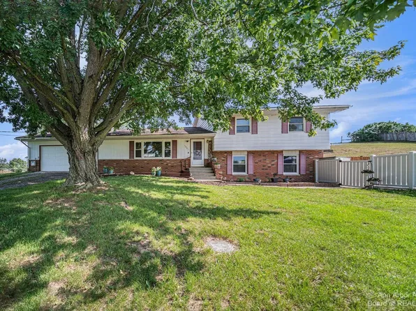 10021 Rexford Rd, Grass Lake, MI 49240