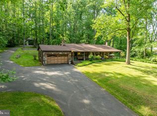 1196 Schoolhouse Rd, Pottstown, PA 19465