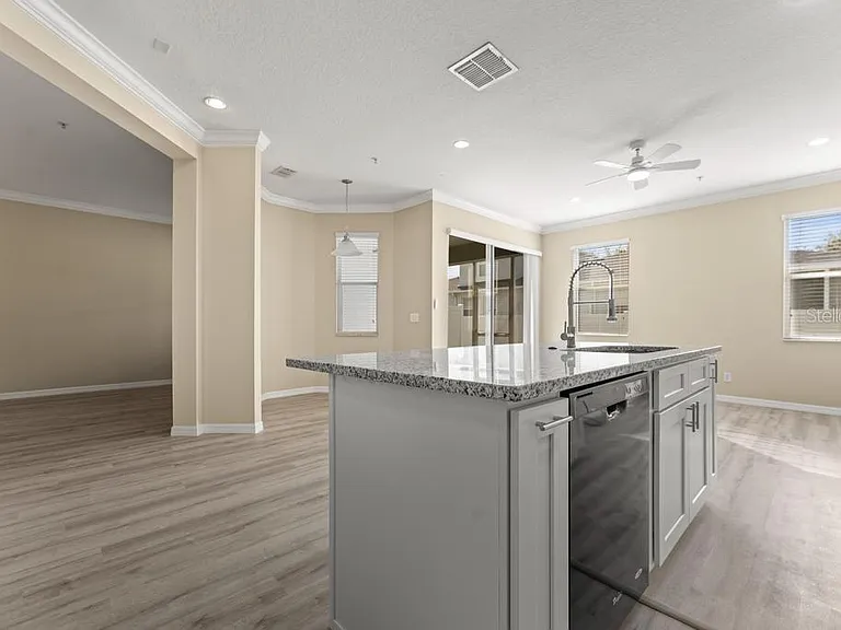868 Stonechase Ln — Photo 9