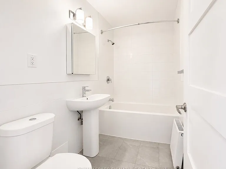 1545 Bathurst St #402 — Photo 8