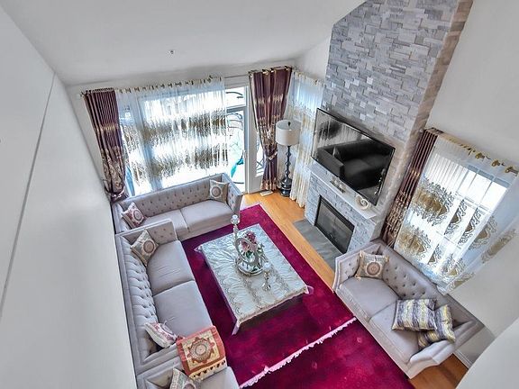 3rd image of 11860 River Rd #48