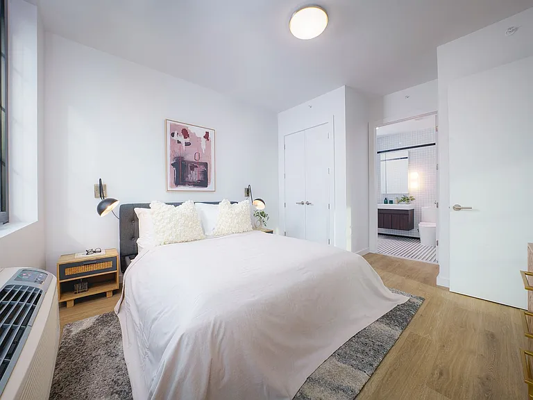 40 Bruckner Blvd #B8260 — Photo 10