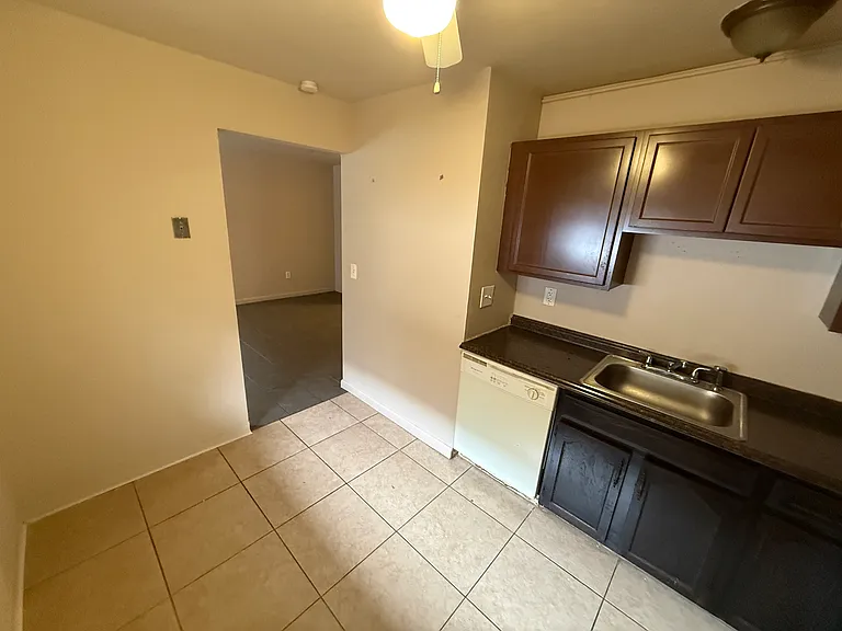 2310 Baynard Boulevard — Photo 14