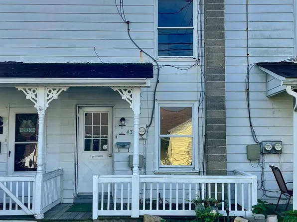 432 4th Ave, Parkesburg, PA 19365