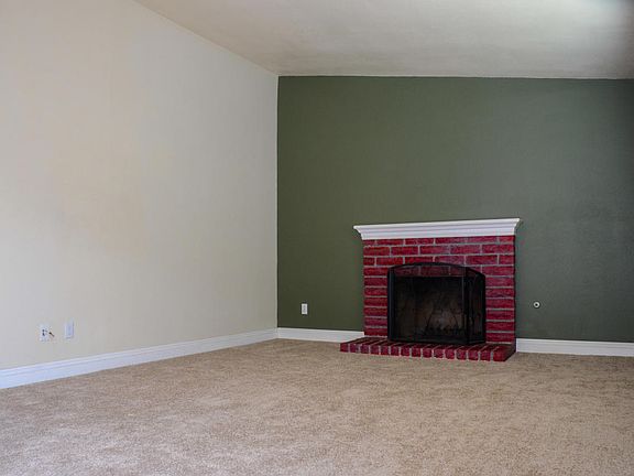 3rd image of 6488 N Cornell Cir