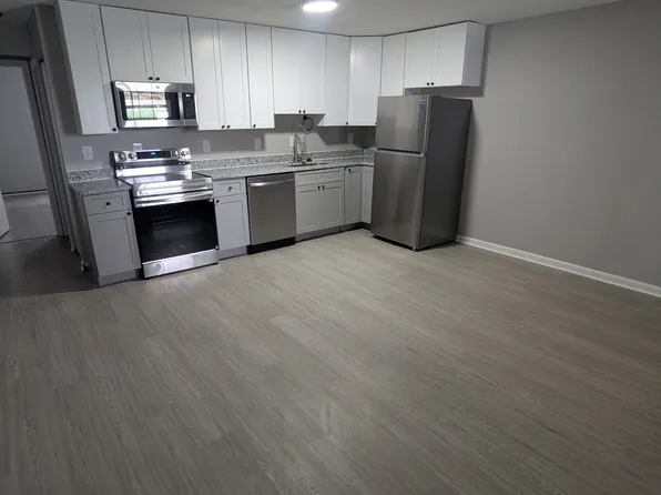 309 E 4th Ave #4, Ranson, WV 25438