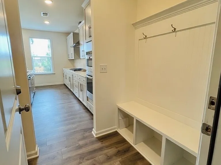 2521 Macy Grove Ln — Photo 18