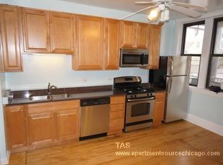 1922 W Irving Park Rd #2F, Chicago, IL 60613