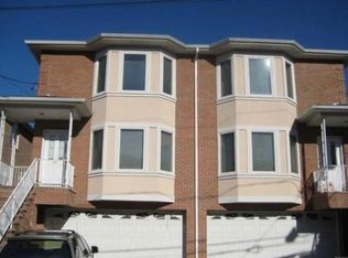 15B E Ruby Ave, Palisades Park, NJ 07650