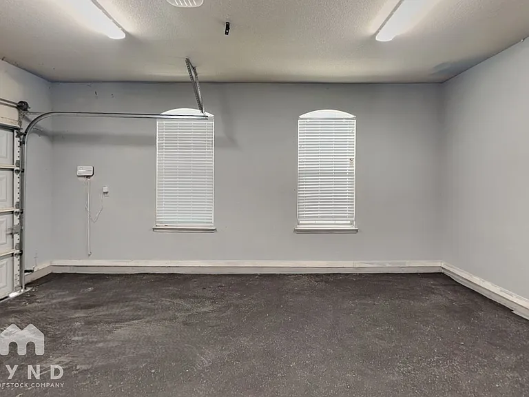2809 Winding Shore Ln — Photo 29