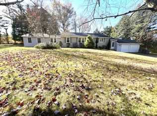 37 Carol Dr, Cheshire, CT 06410