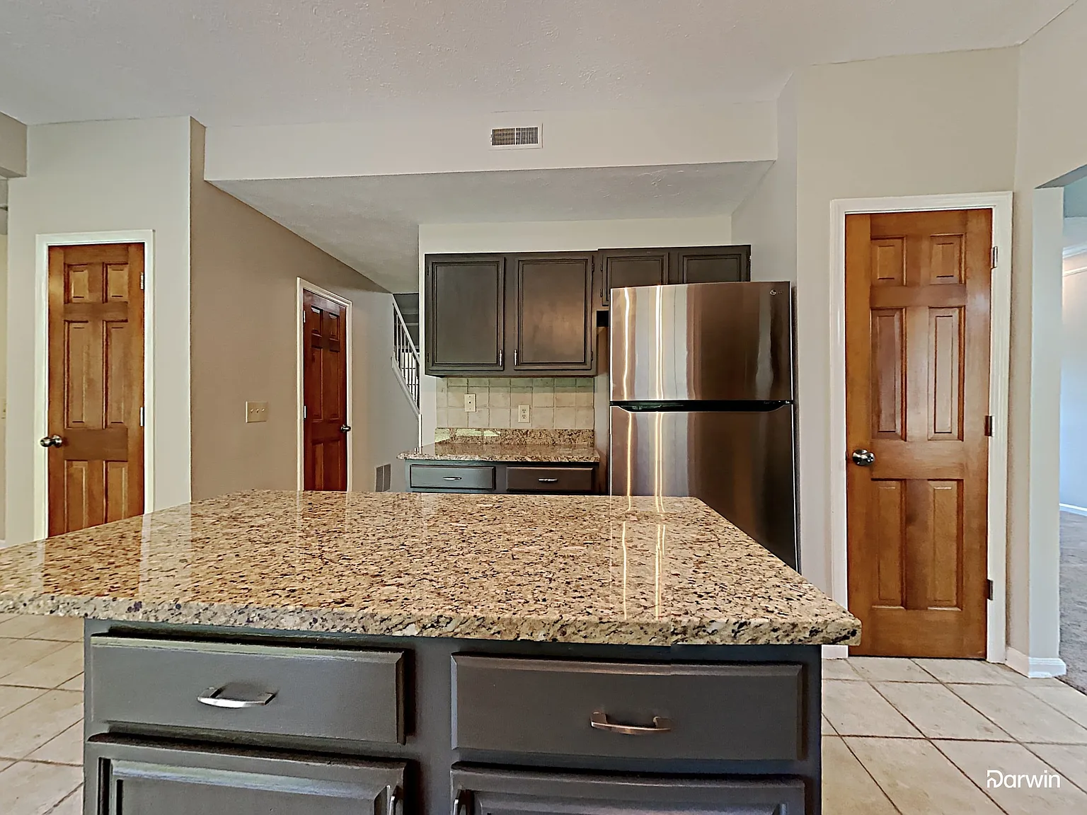 4 bed, 2.5 bath, 2057 sqft, $2,365 — Photo 4