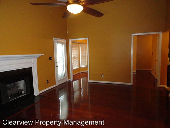 4th image of 1048 Alexwood Dr