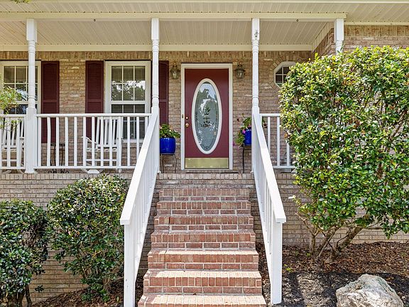 4th image of 137 Andrew Rd