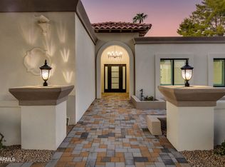 8020 E Del Laton Dr, Scottsdale, AZ 85258