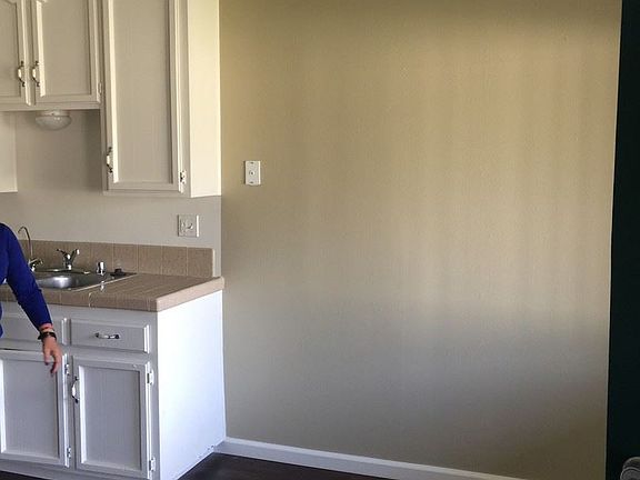 4th image of 2357 Grove Ave APT 77