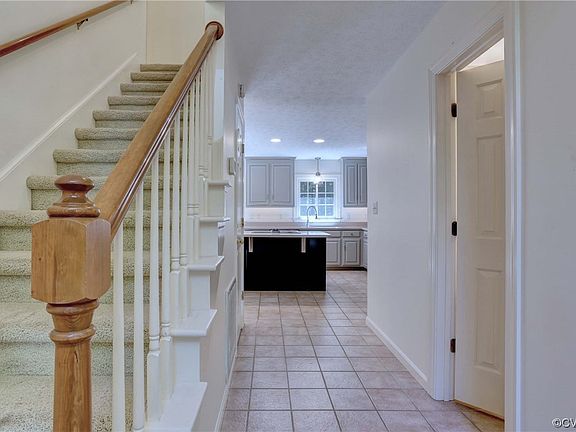 2nd image of 208 Crescent Dr