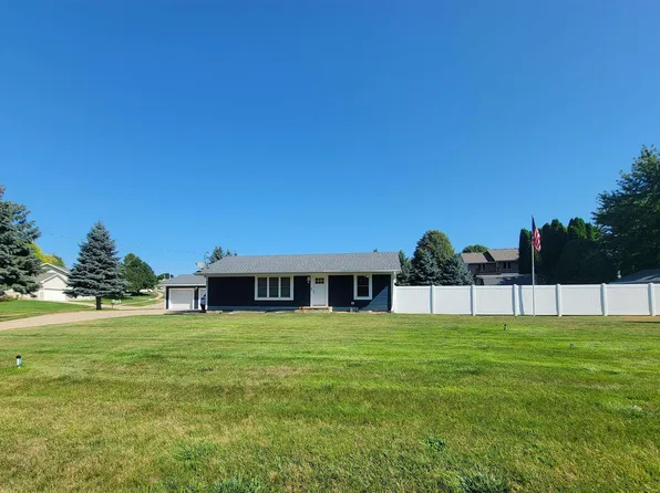 4001 W 4th St, Sioux City, IA 51103
