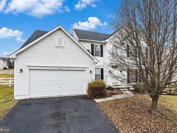 2nd image of 125 Tweedsmere Dr