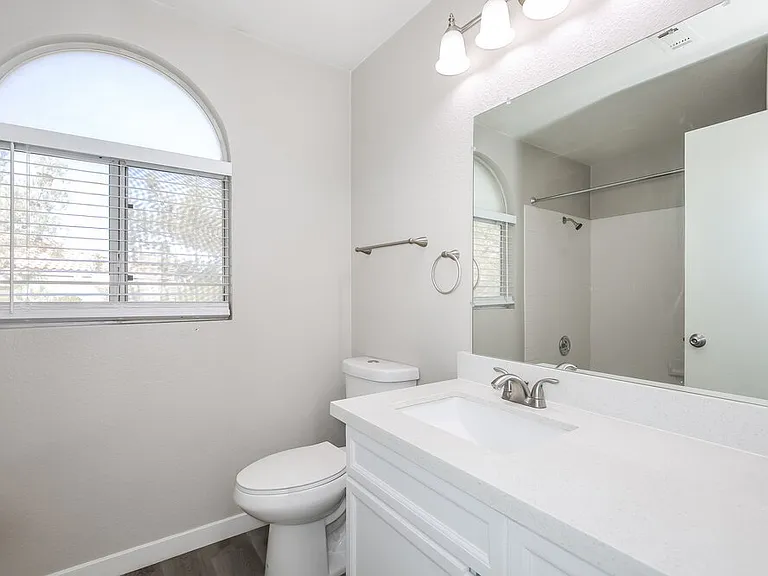 3440 Yorkminster St — Photo 12