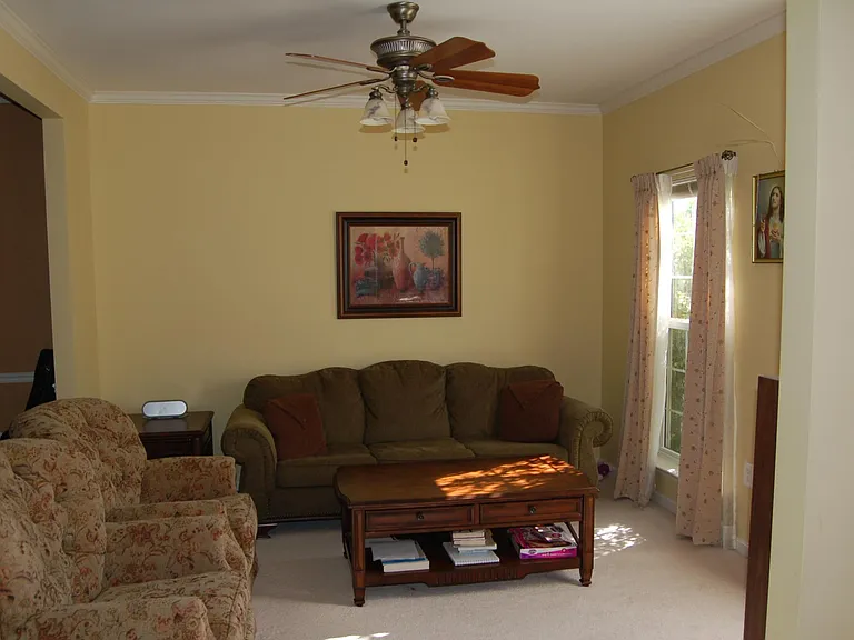 43282 Ardmore St — Photo 2