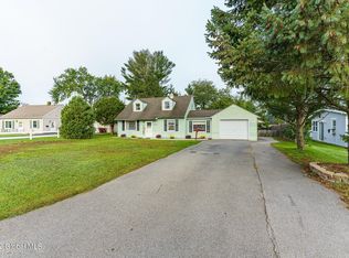 1066 Inner Dr, Schenectady, NY 12303