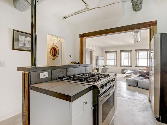 3rd image of 117 Elati St #B