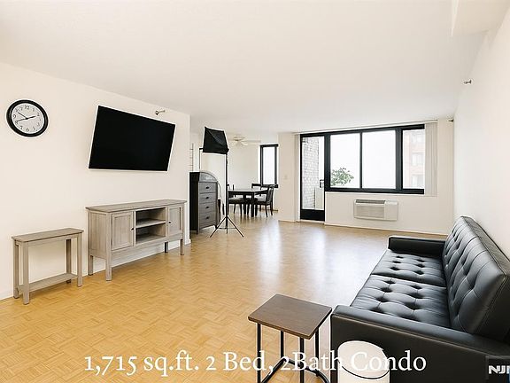 5th image of 1265 15th St