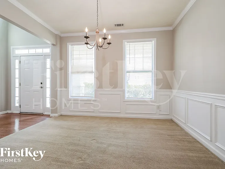 6919 Island Pointe Dr — Photo 5