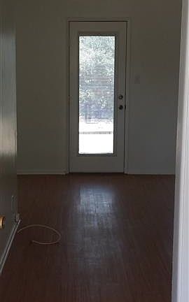 5th image of 279 Carr Dr