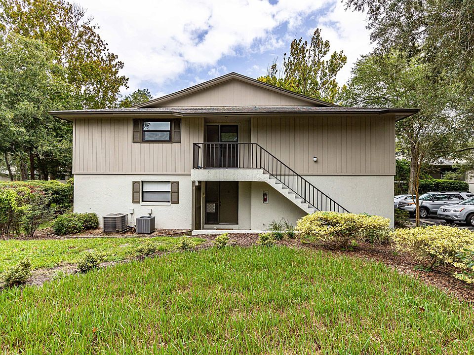 1st image of 2 Castania Ct