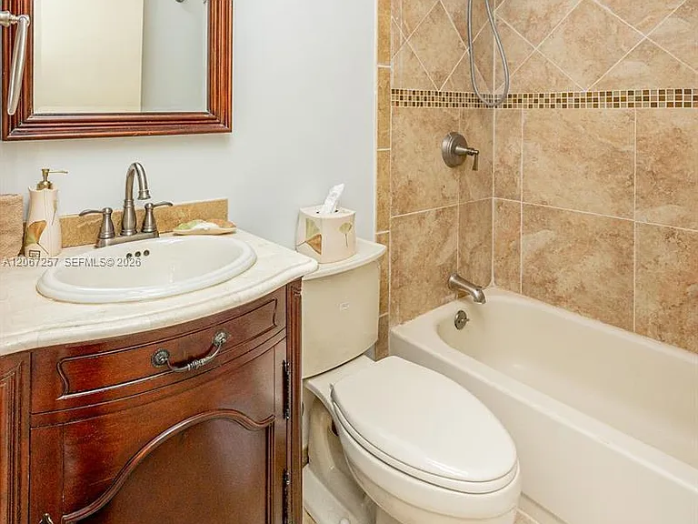 20935 NE 37th Ct — Photo 57