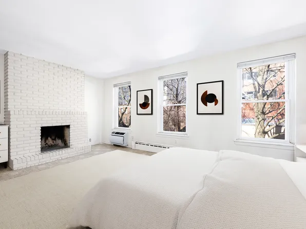 447 West 24th Street image 18 of 18