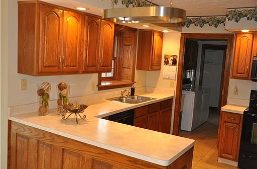 5th image of 680 Lantana Ct