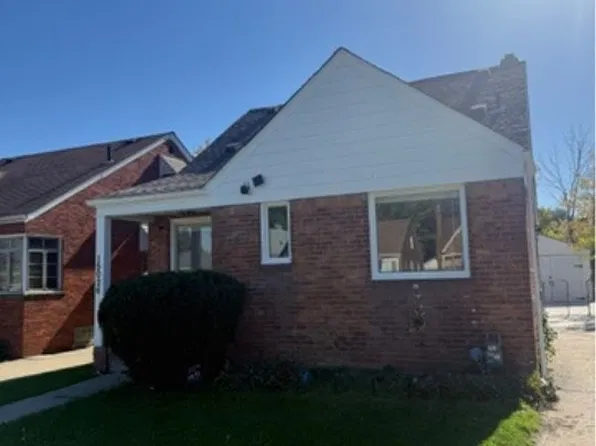 15026 Eastburn St, Detroit, MI 48205