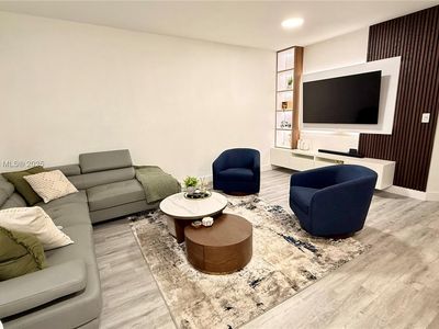 5725 NW 114th Path APT 114, Doral, FL, 33178