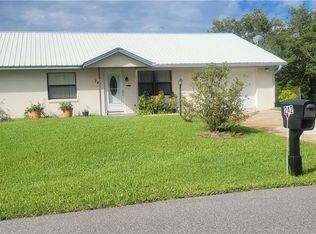 242 Lemon Rd NW, Lake Placid, FL 33852