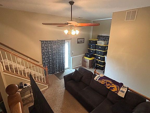 5th image of 942 Woodlynn Rd