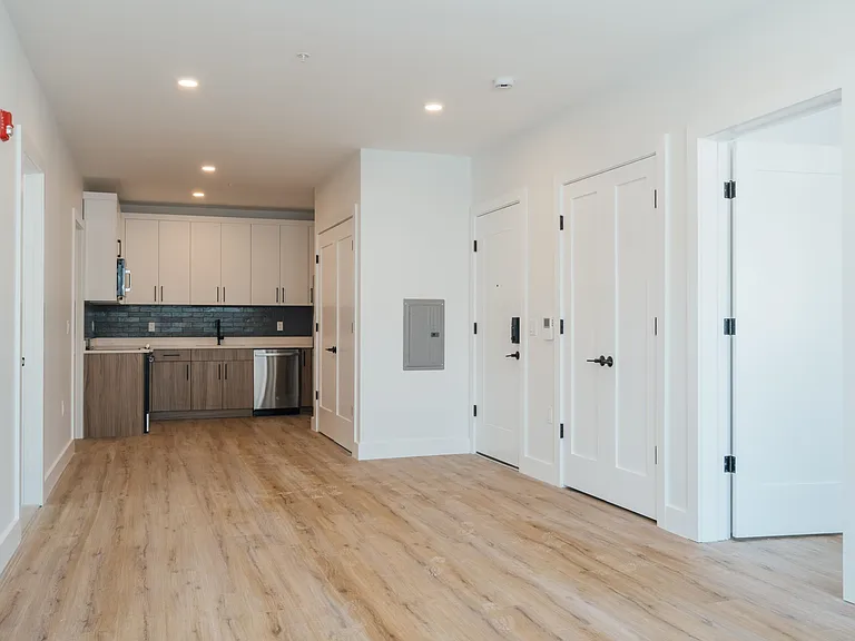 67 Dr Martin L King Blvd #103 — Photo 20