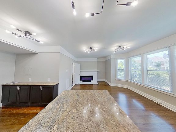 3rd image of 1084 Van Dyke St #102