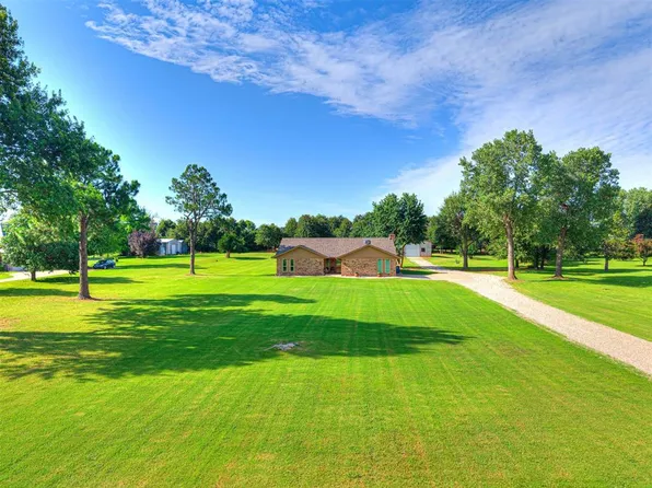 3014 SW 6th St, Newcastle, OK 73065